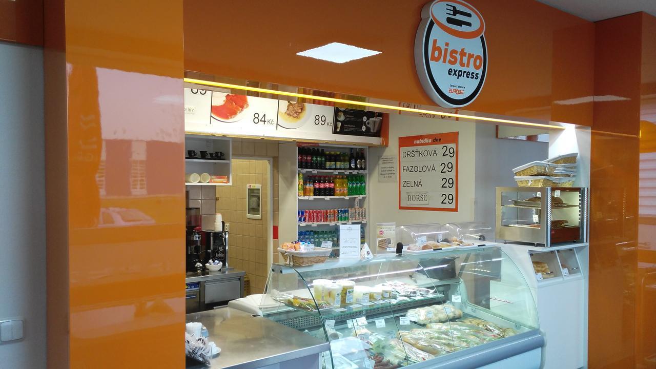 Bed & Parking Eurobit Bed & Breakfast Hrusky  Ngoại thất bức ảnh